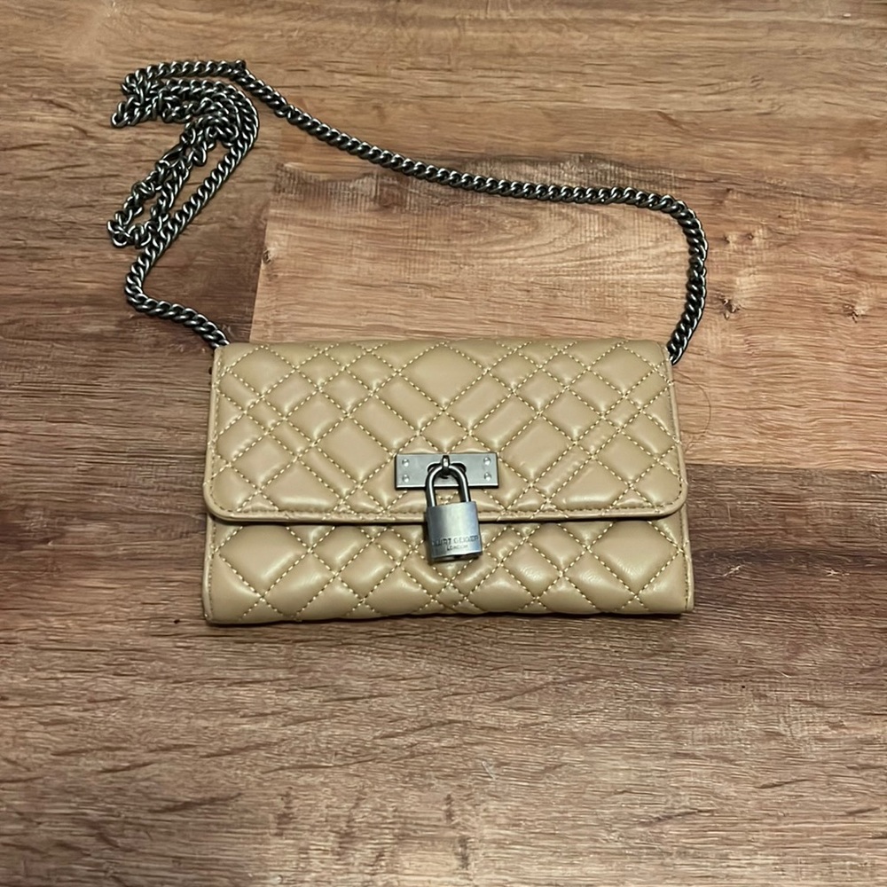 Kurt Geiger wallet on a chain - NWOT
